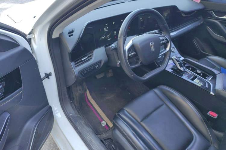 Used Bestune B70 2023 3rd Generation 1.5T Automatic Enjoyment Version 70th Anniversary Edition Driver Seat