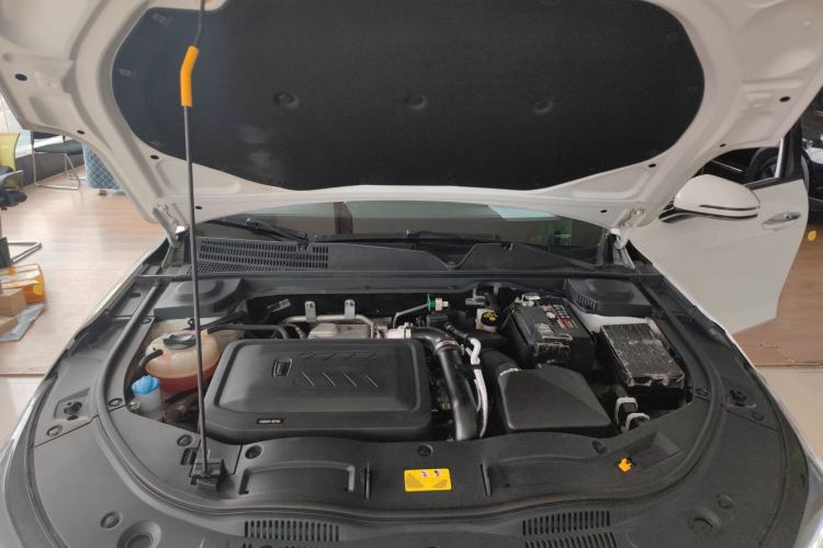 Used Bestune B70 2023 3rd Generation 1.5T Automatic Enjoyment Version 70th Anniversary Edition Engine Bay