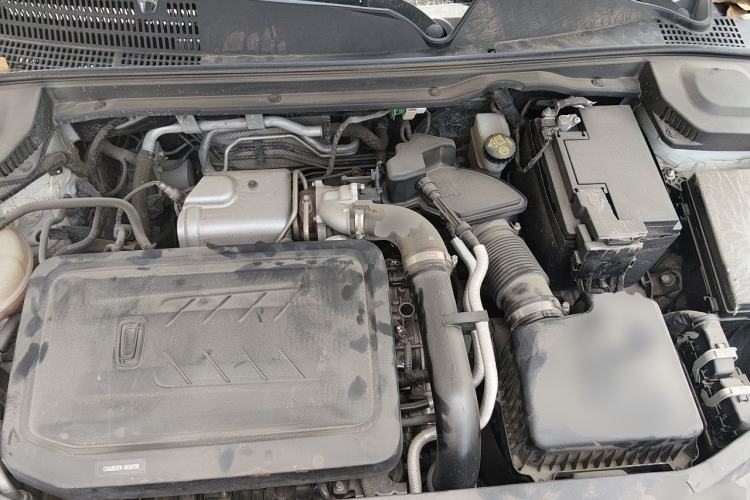Used Bestune B70 2023 3rd Generation 1.5T Automatic Enjoyment Version 70th Anniversary Edition Engine Bay