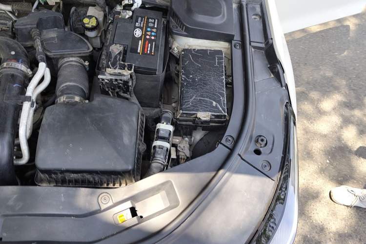 Used Bestune B70 2023 3rd Generation 1.5T Automatic Enjoyment Version 70th Anniversary Edition Engine Bay Left
