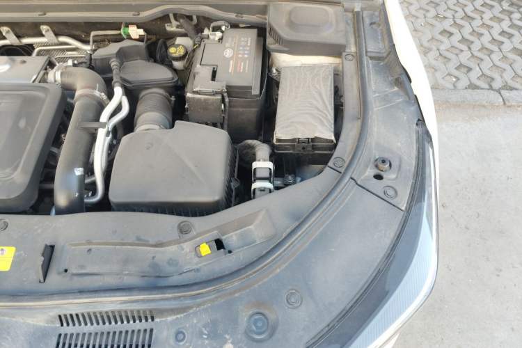 Used Bestune B70 2023 3rd Generation 1.5T Automatic Enjoyment Version 70th Anniversary Edition Engine Bay Left