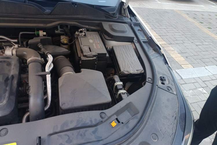 Used Bestune B70 2023 Third Generation 1.5T Automatic Enjoyment Version 70th Anniversary Edition Engine Bay Left