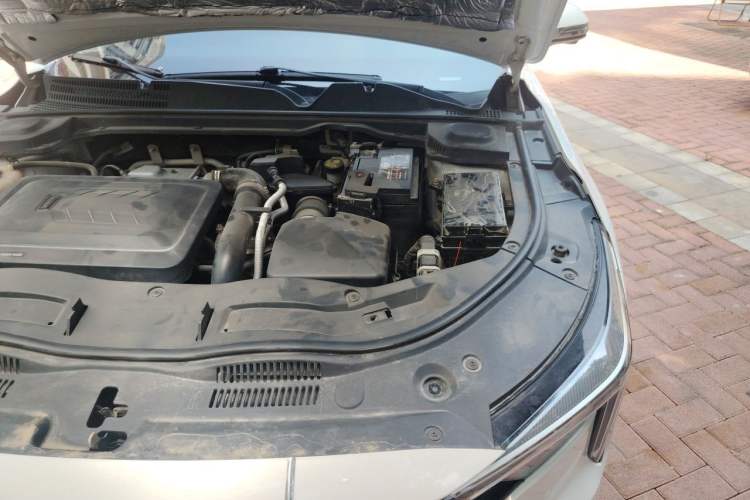 Used Bestune B70 2023 Third Generation 1.5T Automatic Enjoyment Version Engine Bay Left