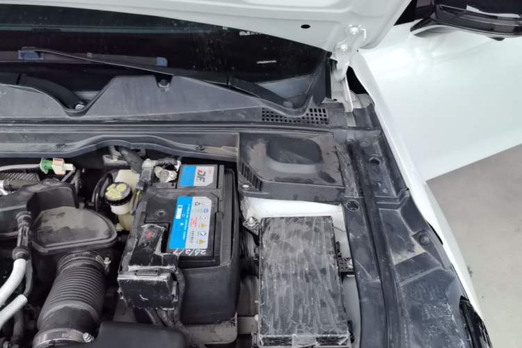 Used Bestune B70 2023 Third Generation 1.5T Automatic Enjoyment Version Engine Bay Left