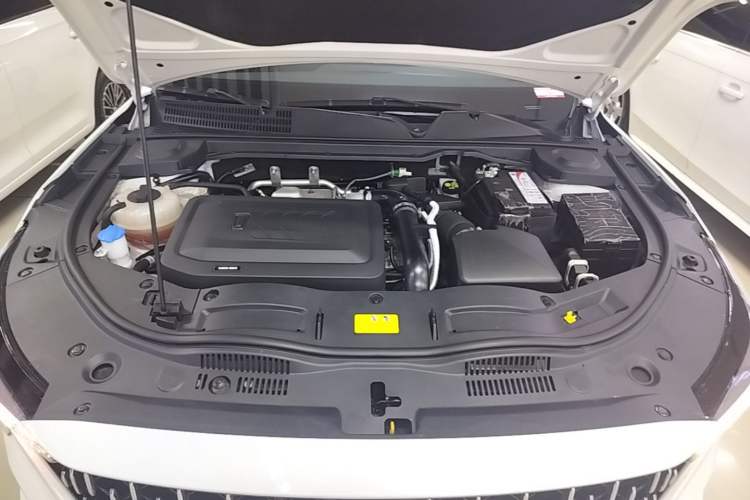Used Bestune B70 2023 Third Generation 1.5T Automatic Enjoyment Version Engine Bay