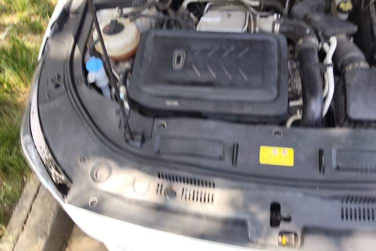 Used Bestune B70 2023 3rd Generation 1.5T Automatic Enjoyment Version 70th Anniversary Edition Engine Bay Right