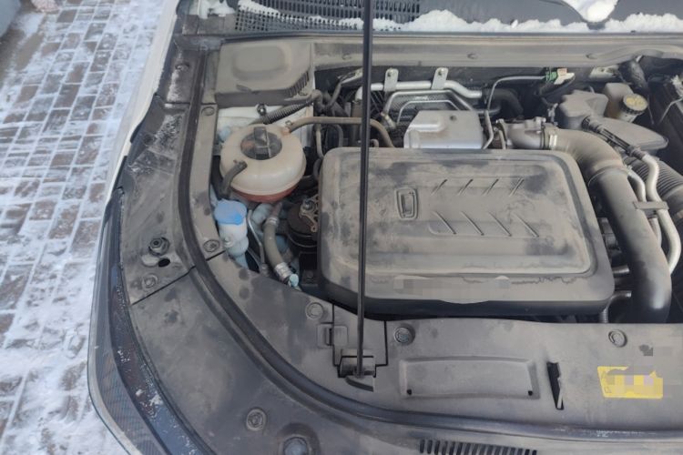 Used Bestune B70 2023 Third Generation 1.5T Automatic Enjoyment Version 70th Anniversary Edition Engine Bay Right