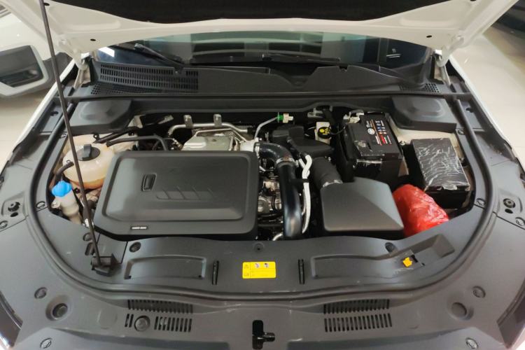 Used Bestune B70 2023 Third Generation 1.5T Automatic Enjoyment Version Engine Bay