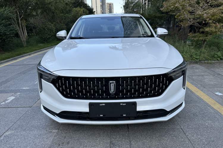 Used Bestune B70 2023 Third Generation 1.5T Automatic Enjoyment Version 70th Anniversary Edition Exterior 1