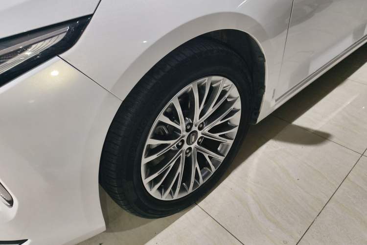 Used Bestune B70 2023 Third Generation 1.5T Automatic Enjoyment Version Exterior 4