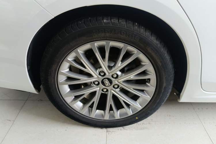 Used Bestune B70 2023 Third Generation 1.5T Automatic Enjoyment Version Exterior 5