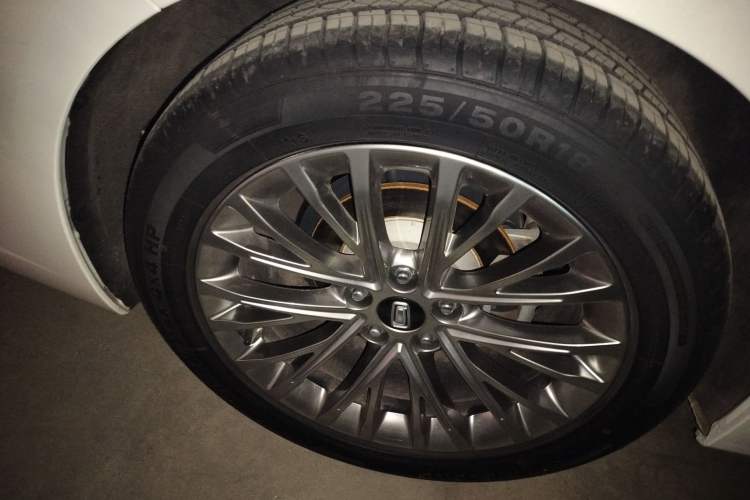 Used Bestune B70 2023 Third Generation 1.5T Automatic Enjoyment Version Exterior 5