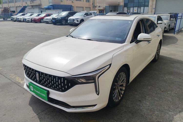Used Bestune B70 2023 Third Generation 1.5T Automatic Enjoyment Version 70th Anniversary Edition Guazi used car, China used car export, Used car for sale, Used cars, Cheapest cars for sale