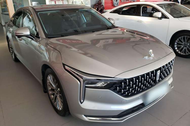 Used Bestune B70 2023 Third Generation 1.5T Automatic Enjoyment Version Front Right 45 Deg