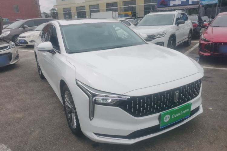 Used Bestune B70 2023 3rd Generation 1.5T Automatic Enjoyment Version 70th Anniversary Edition Front Right 45 Deg