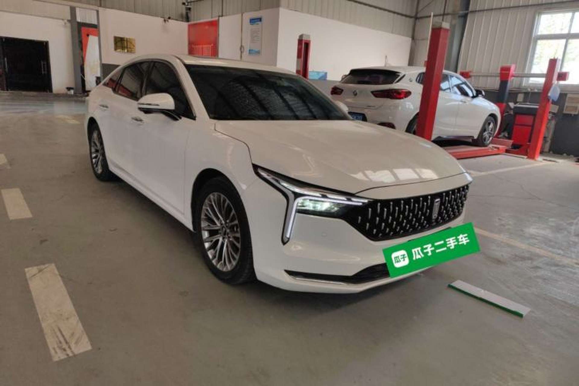 Used Bestune B70 2023 Third Generation 1.5T Automatic Enjoyment Version Front Right 45 Deg