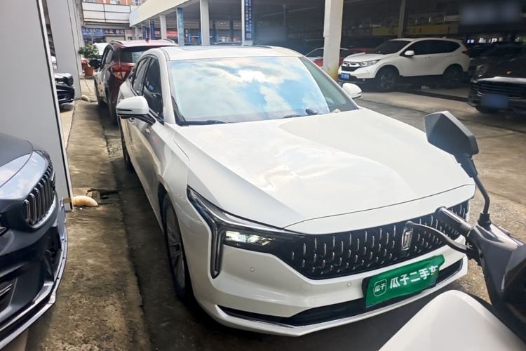 Used Bestune B70 2023 Third Generation 1.5T Automatic Enjoyment Version Front Right 45 Deg