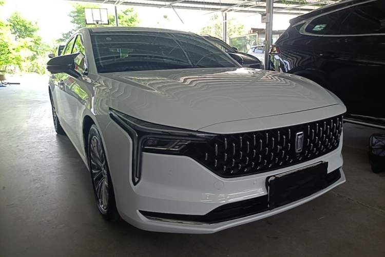 Used Bestune B70 2023 Third Generation 1.5T Automatic Enjoyment Version Front Right 45 Deg