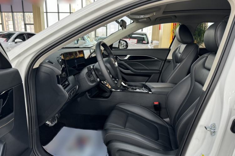 Used Bestune B70 2023 Third Generation 1.5T Automatic Enjoyment Version Interior 2