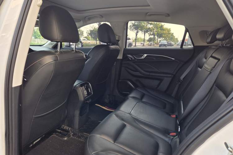 Used Bestune B70 2023 Third Generation 1.5T Automatic Enjoyment Version Interior 3