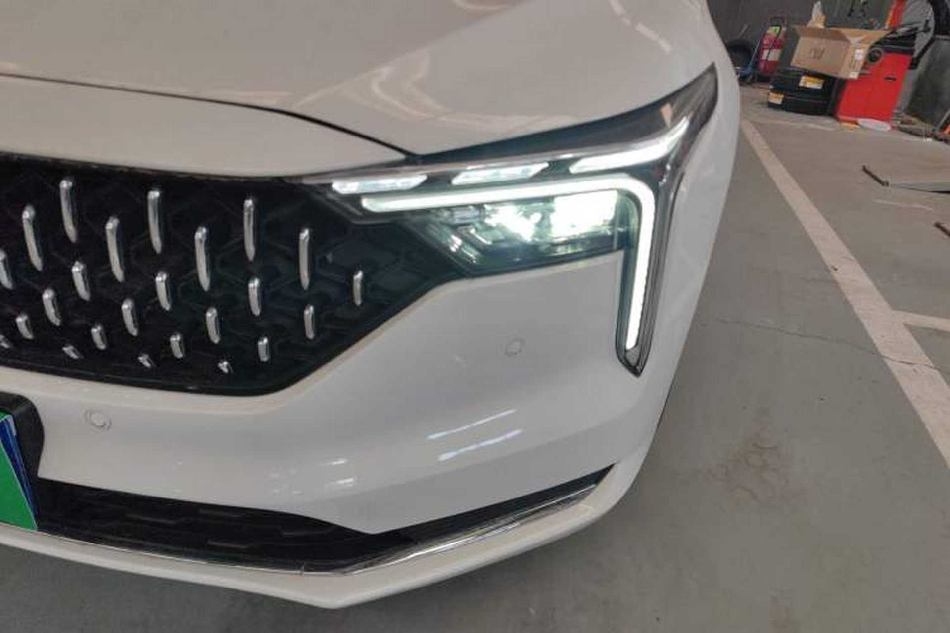 Used Bestune B70 2023 Third Generation 1.5T Automatic Enjoyment Version Left Front Headlight