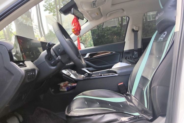 Used Bestune B70 2023 3rd Generation 1.5T Automatic Enjoyment Version 70th Anniversary Edition Left Front Seat