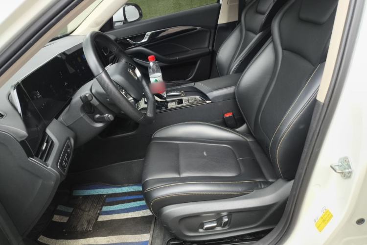 Used Bestune B70 2023 Third Generation 1.5T Automatic Enjoyment Version Left Front Seat