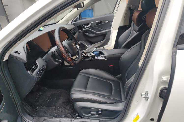 Used Bestune B70 2023 Third Generation 1.5T Automatic Enjoyment Version Left Front Seat