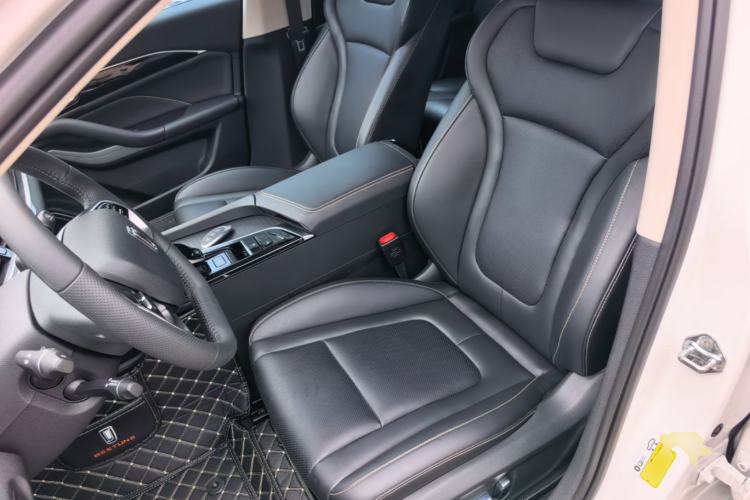 Used Bestune B70 2023 Third Generation 1.5T Automatic Enjoyment Version 70th Anniversary Edition Left Front Seat