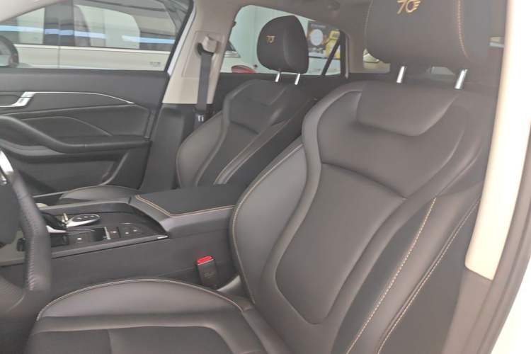 Used Bestune B70 2023 Third Generation 1.5T Automatic Enjoyment Version Left Front Seat
