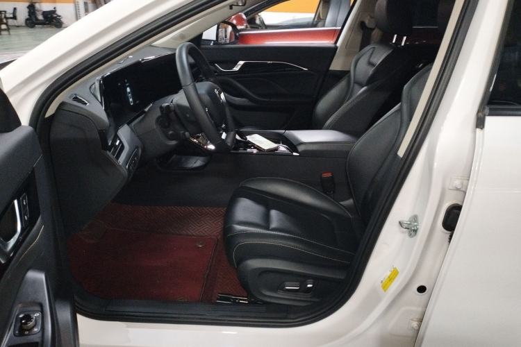 Used Bestune B70 2023 Third Generation 1.5T Automatic Enjoyment Version Left Front Seat