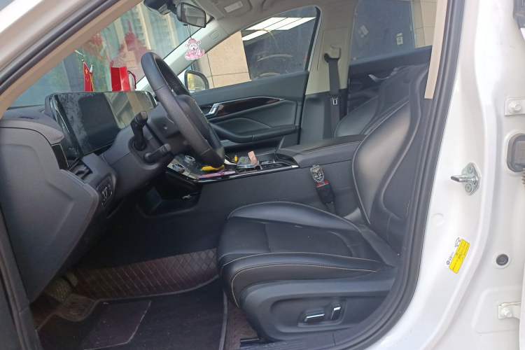Used Bestune B70 2023 Third Generation 1.5T Automatic Enjoyment Version Left Front Seat