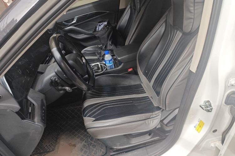Used Bestune B70 2023 Third Generation 1.5T Automatic Enjoyment Version Left Front Seat