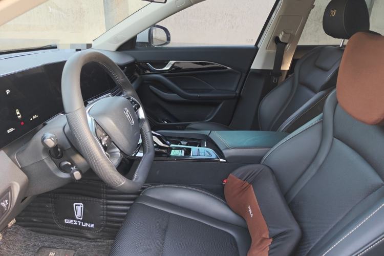 Used Bestune B70 2023 Third Generation 1.5T Automatic Enjoyment Version 70th Anniversary Edition Left Front Seat