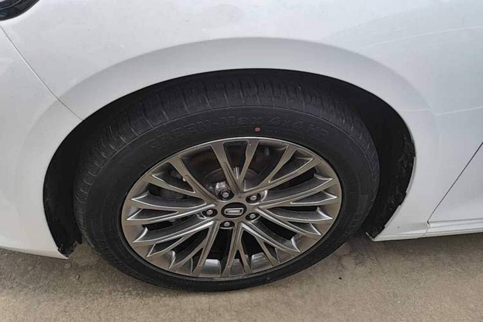 Used Bestune B70 2023 Third Generation 1.5T Automatic Enjoyment Version Left Front Wheel Hub