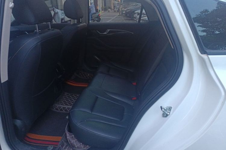 Used Bestune B70 2023 Third Generation 1.5T Automatic Enjoyment Version 70th Anniversary Edition Left Rear Seat