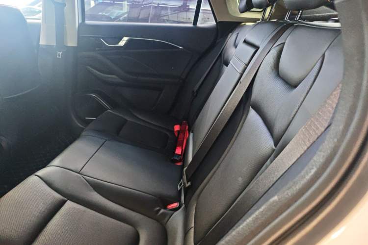 Used Bestune B70 2023 Third Generation 1.5T Automatic Enjoyment Version Left Rear Seat