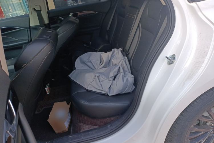 Used Bestune B70 2023 Third Generation 1.5T Automatic Enjoyment Version Left Rear Seat