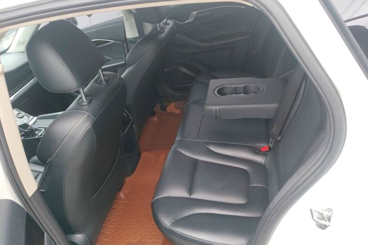 Used Bestune B70 2023 Third Generation 1.5T Automatic Enjoyment Version Left Rear Seat