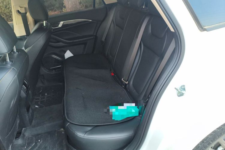 Used Bestune B70 2023 3rd Generation 1.5T Automatic Enjoyment Version 70th Anniversary Edition Left Rear Seat