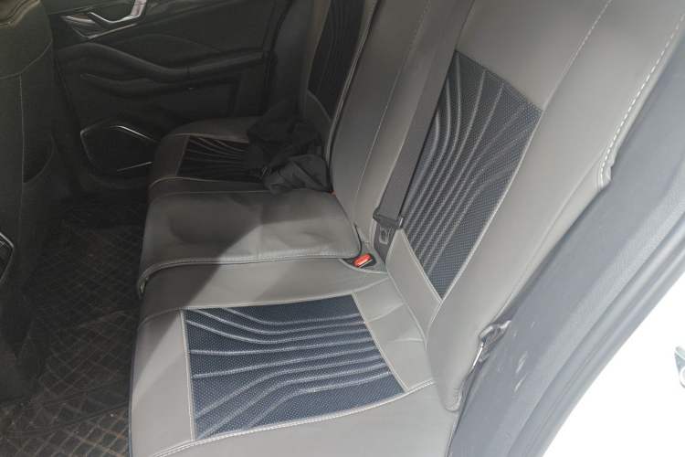 Used Bestune B70 2023 Third Generation 1.5T Automatic Enjoyment Version Left Rear Seat