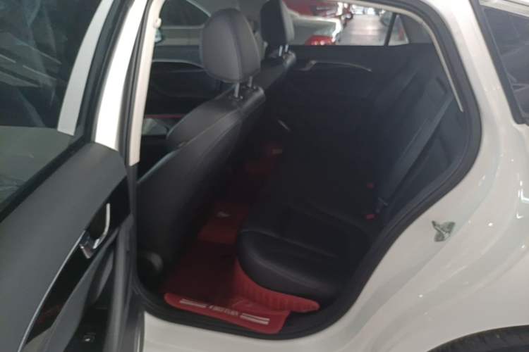 Used Bestune B70 2023 Third Generation 1.5T Automatic Enjoyment Version Left Rear Seat