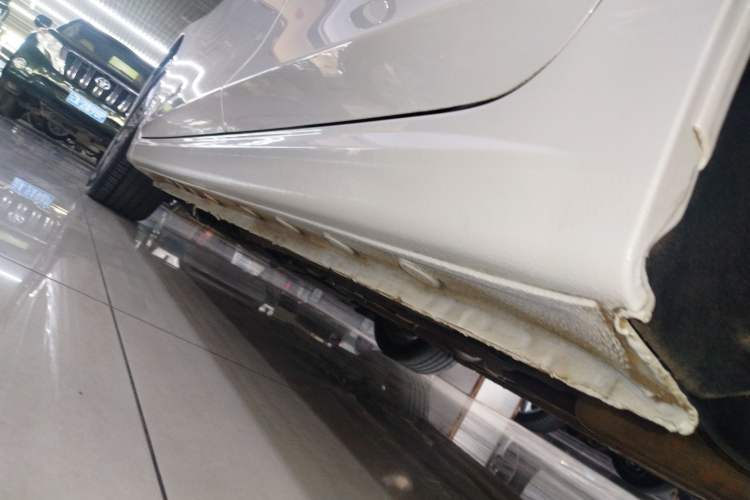 Used Bestune B70 2023 Third Generation 1.5T Automatic Enjoyment Version Left Side Sill
