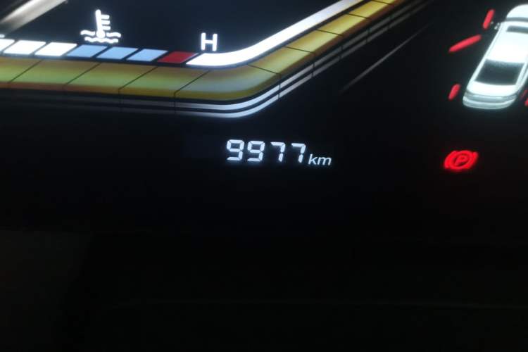 Used Bestune B70 2023 3rd Generation 1.5T Automatic Enjoyment Version 70th Anniversary Edition Odometer Close Up