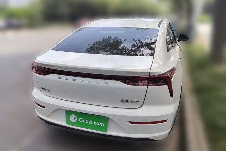 Used Bestune B70 2023 3rd Generation 1.5T Automatic Enjoyment Version 70th Anniversary Edition Rear