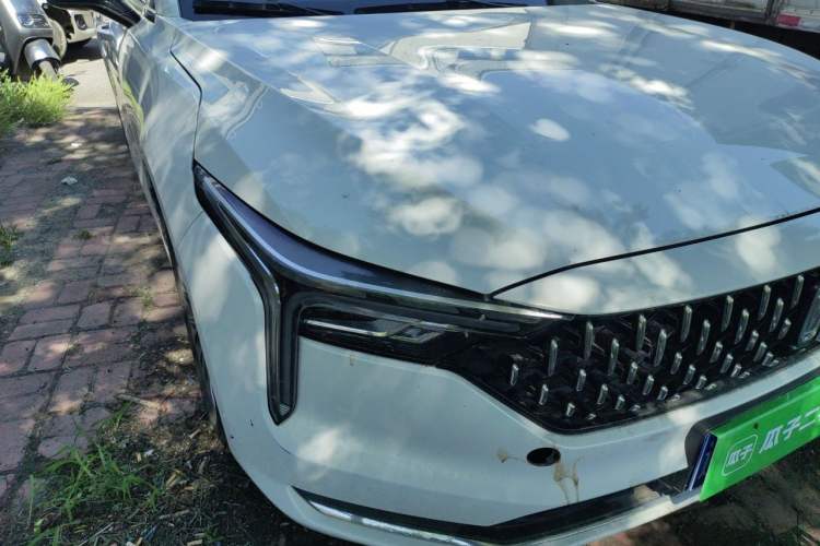 Used Bestune B70 2023 3rd Generation 1.5T Automatic Enjoyment Version 70th Anniversary Edition Right Front Headlight