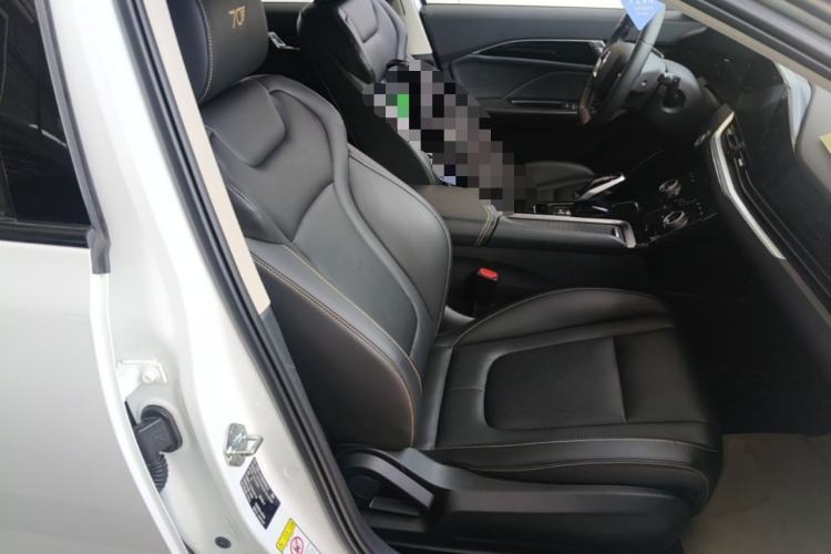 Used Bestune B70 2023 Third Generation 1.5T Automatic Enjoyment Version Right Front Seat