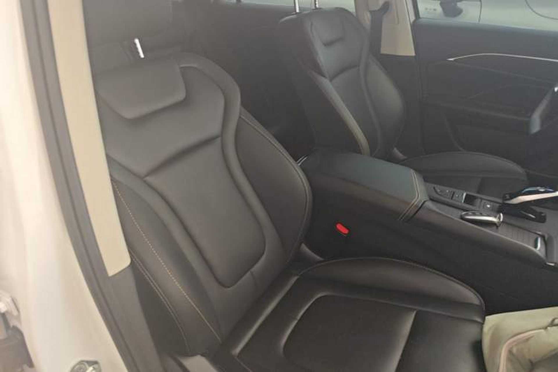 Used Bestune B70 2023 Third Generation 1.5T Automatic Enjoyment Version Right Front Seat