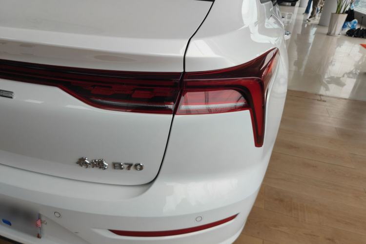 Used Bestune B70 2023 3rd Generation 1.5T Automatic Enjoyment Version 70th Anniversary Edition Right Rear Taillight