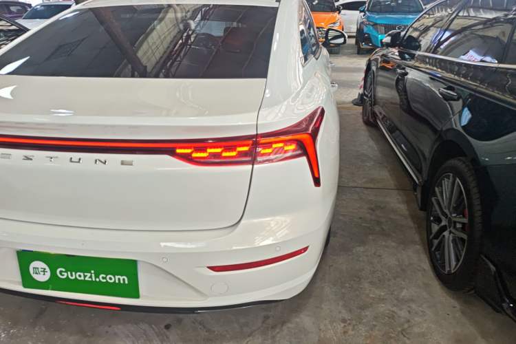 Used Bestune B70 2023 Third Generation 1.5T Automatic Enjoyment Version Right Rear Taillight